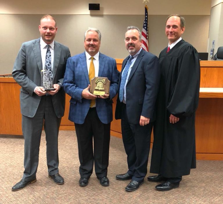 Read more about the article Tom Vaclavek Receives McHenry County Bar Association Distinguished Service Award